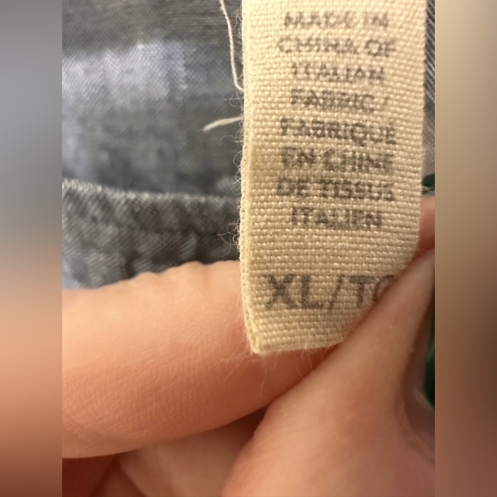 Eileen Fisher Denim Yarn-Dyed Linen & Organic Cotton Sleeveless Top - Picture 6 of 7
